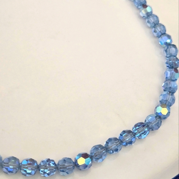 Vintage Vendome Periwinkle AB Aurora Borealis Faceted Beaded Necklace - Picture 8 of 8